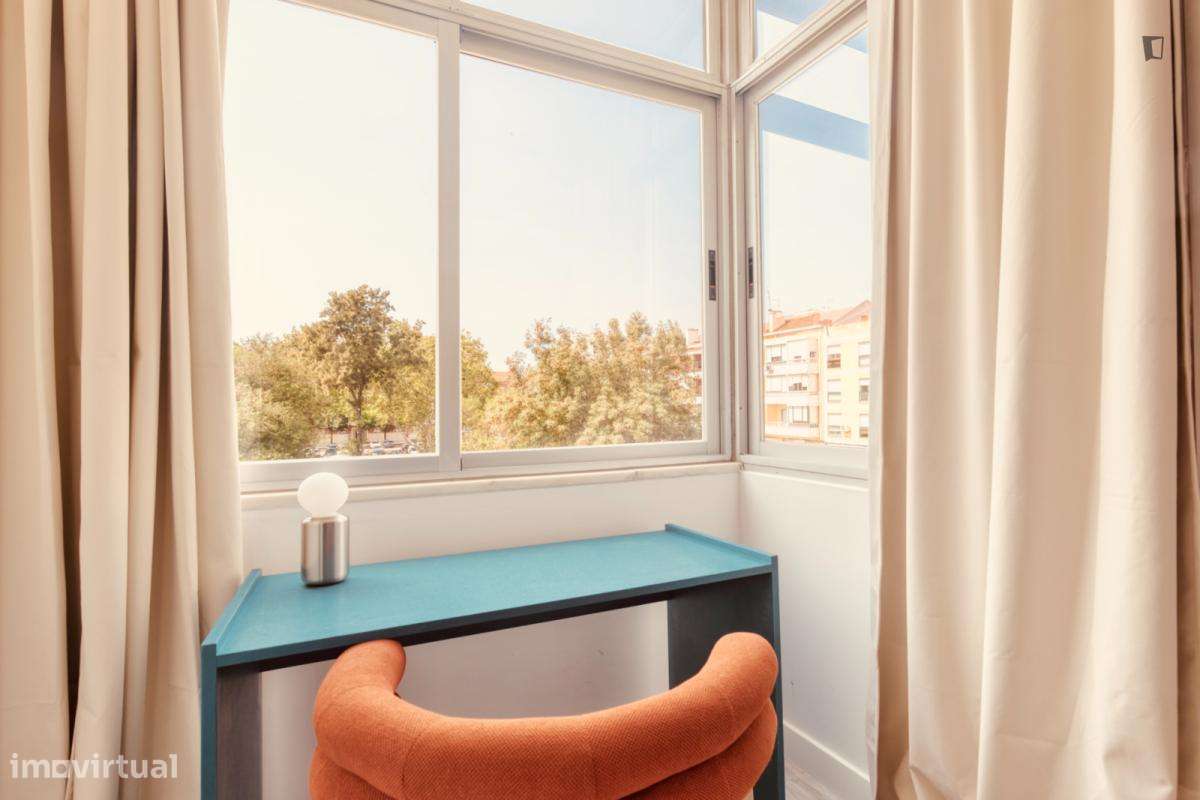 Quarto - localizado em Benfica Lisbon - Grande imagem: 5/10