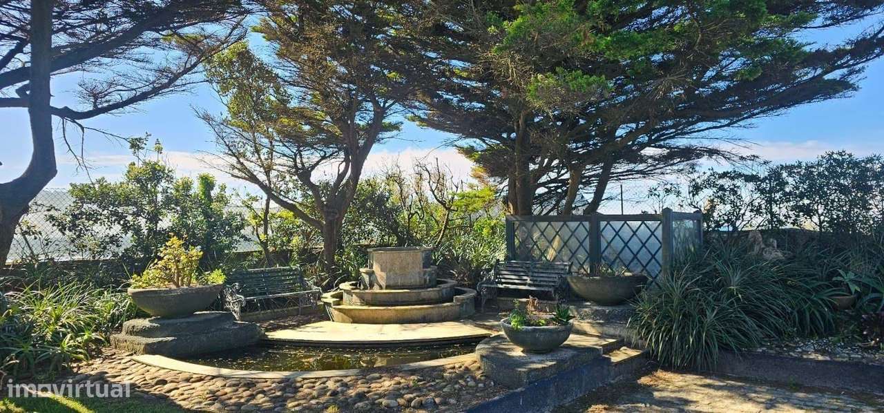 Refúgio sobre o Atlântico – Moradia T5 na 1ª Linha de Mar-11