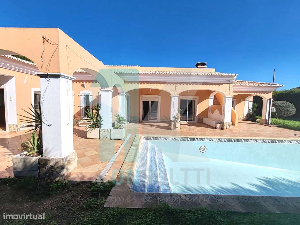 Moradia Isolada de Luxo com Piscina e Terreno de 1000 m² - Praia da... - Grande imagem: 4/59