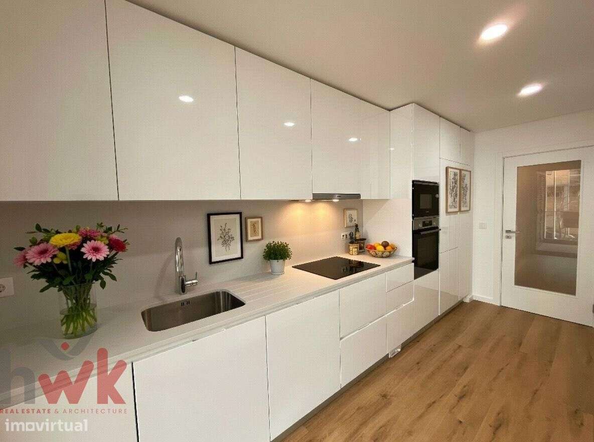 T2 Novo (2025) com 2 Suítes, Terraço e Garagem Box - Grande imagem: 4/35