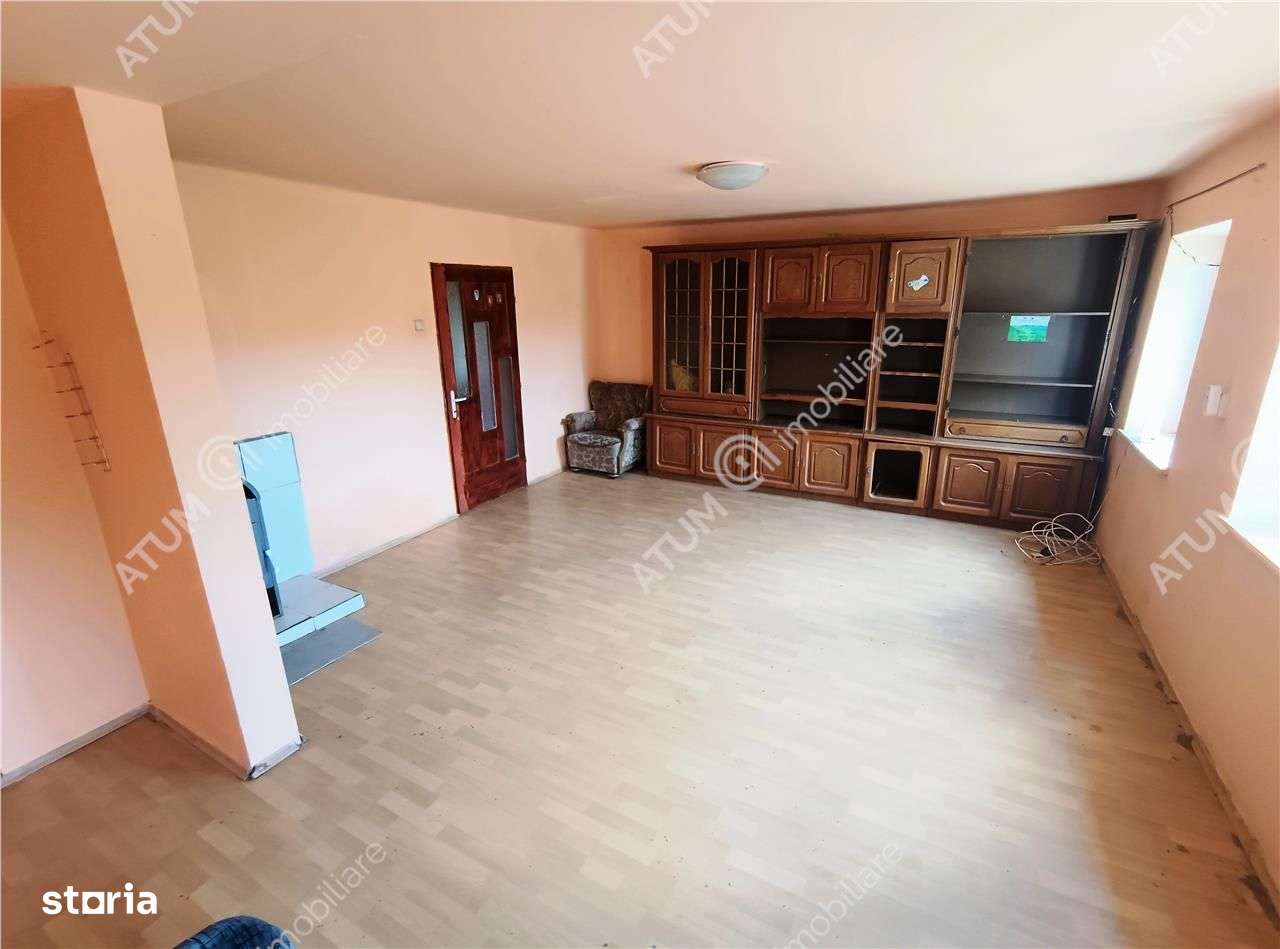 Casa cu 4 camere si 1650 mp teren la doar 30 km distanta de Sibiu - Imagine principală: 5/20