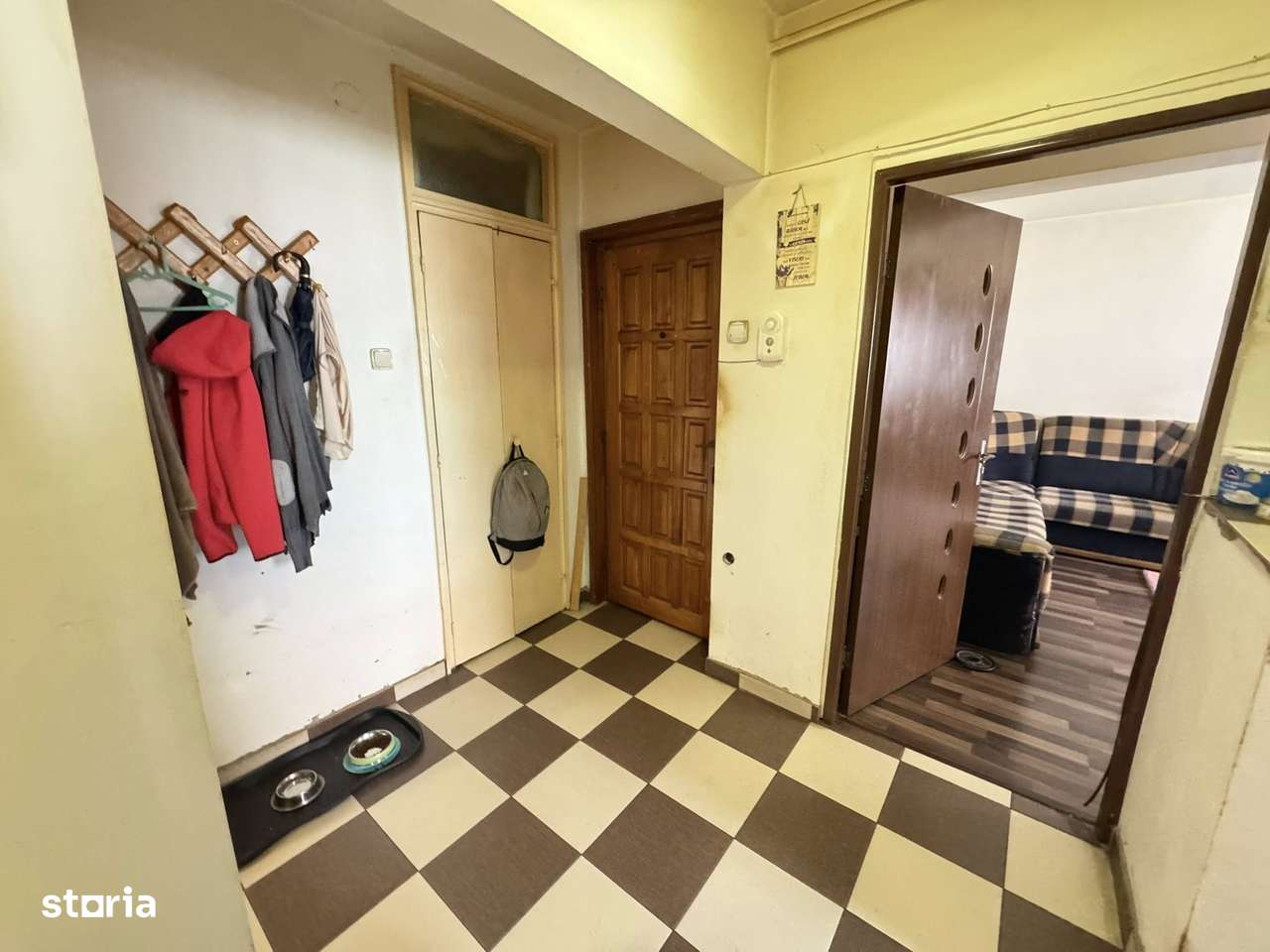 Apartament 2 camere decomandat balcon deschis si pivnita-4