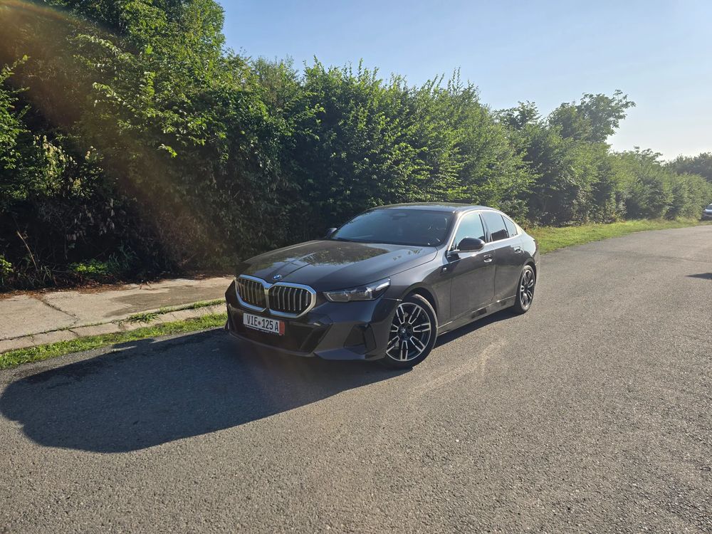 BMW 5 Series G60/G61 [2023-Prezent] 520d AT MHEV 2024