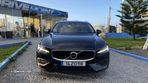 Volvo V60 2.0 T8 AWD TE Momentum Plus - 4