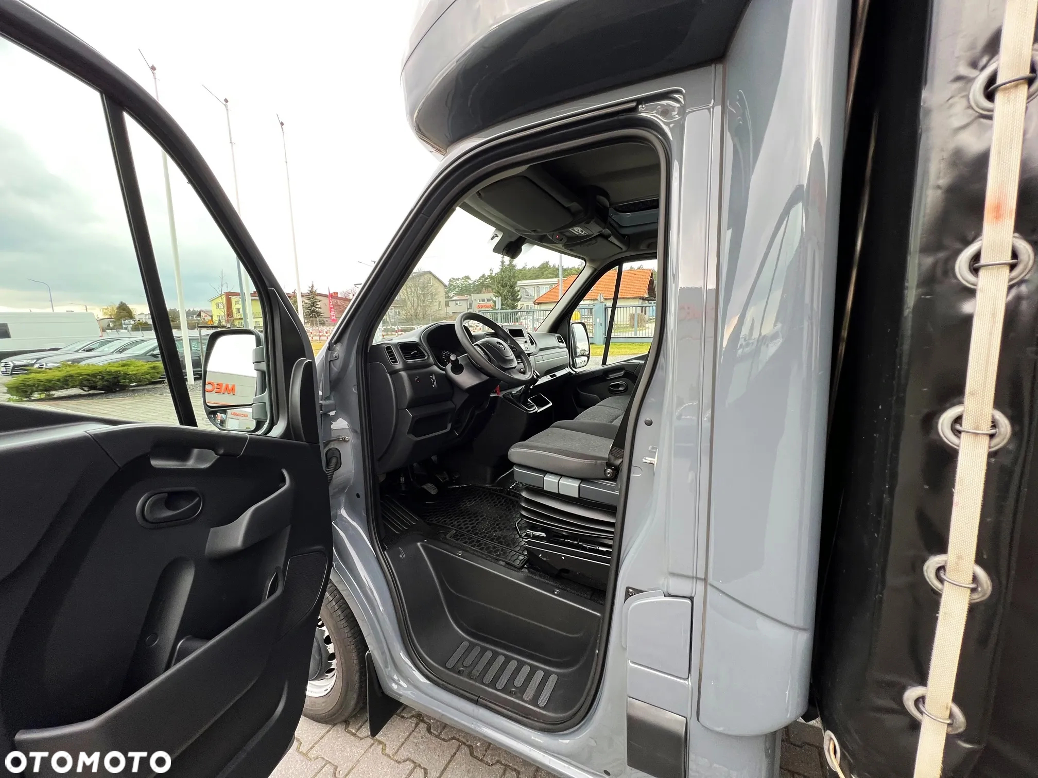 Opel Movano 165 CDTI Plandeka 8- palet + WINDA 750 KG Salon PL, Jeden Właściciel - 9