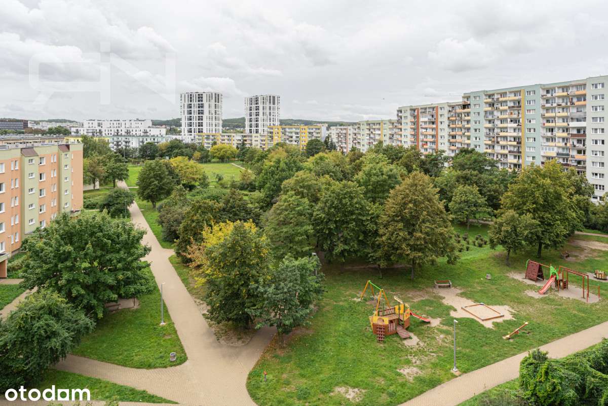 Trzy pokojowe mieszkanie w budynku z windą-15