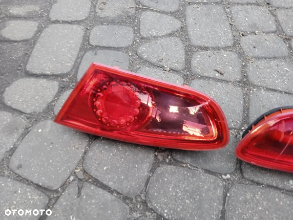 LAMPA TYLNA W KLAPĘ SEAT LEON II LIFT 09-12 LEWA LUB PRAWA - 9