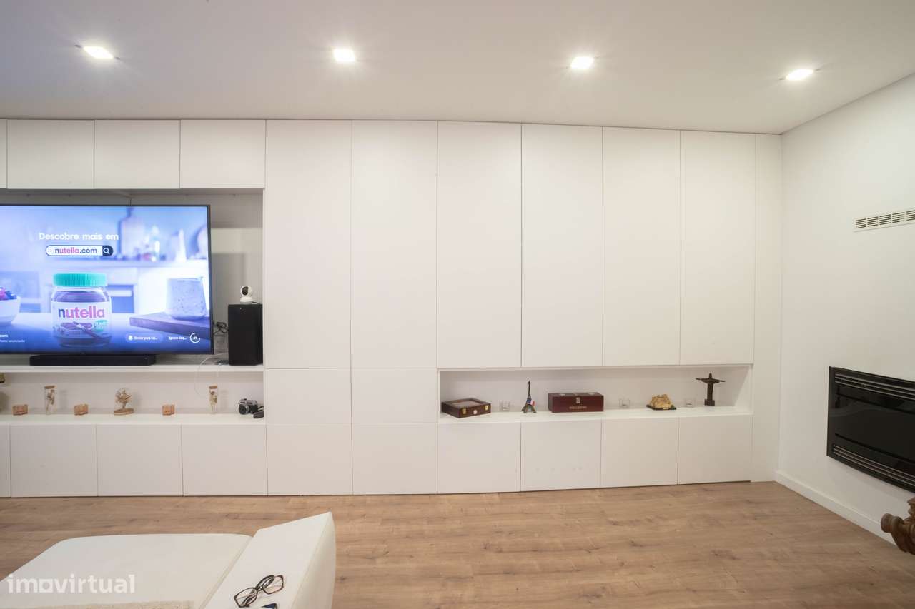 Apartamento T3 Renovado em São João da Madeira - Grande imagem: 4/41