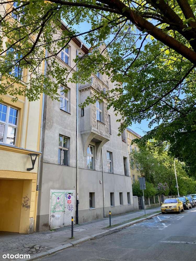 Borek_2 balkony_3 sypialnie_kamienica-9