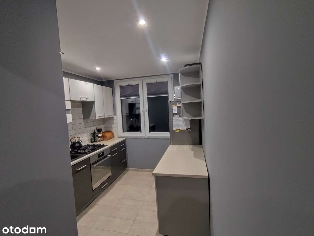 Komfortowe 3 pokojowe mieszkanie w ścisłym centrum Choszczna - Pełny obrazek: 4/12