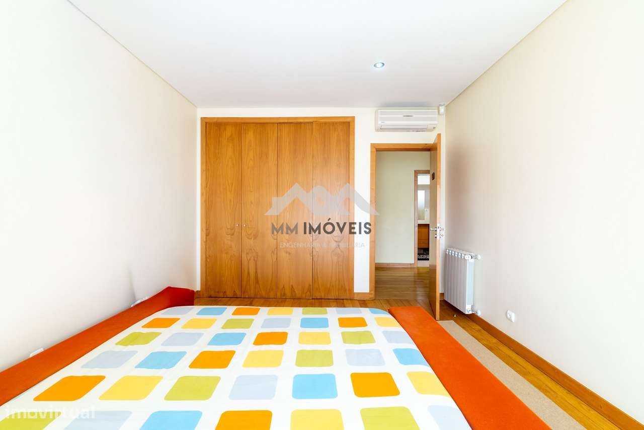 Moradia T6 | Braga | Isolada | Piscina | 1 000m2 | Terraço | Jardim |-36