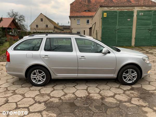 Skoda Octavia 2.0 TDI DPF Ambiente - 6