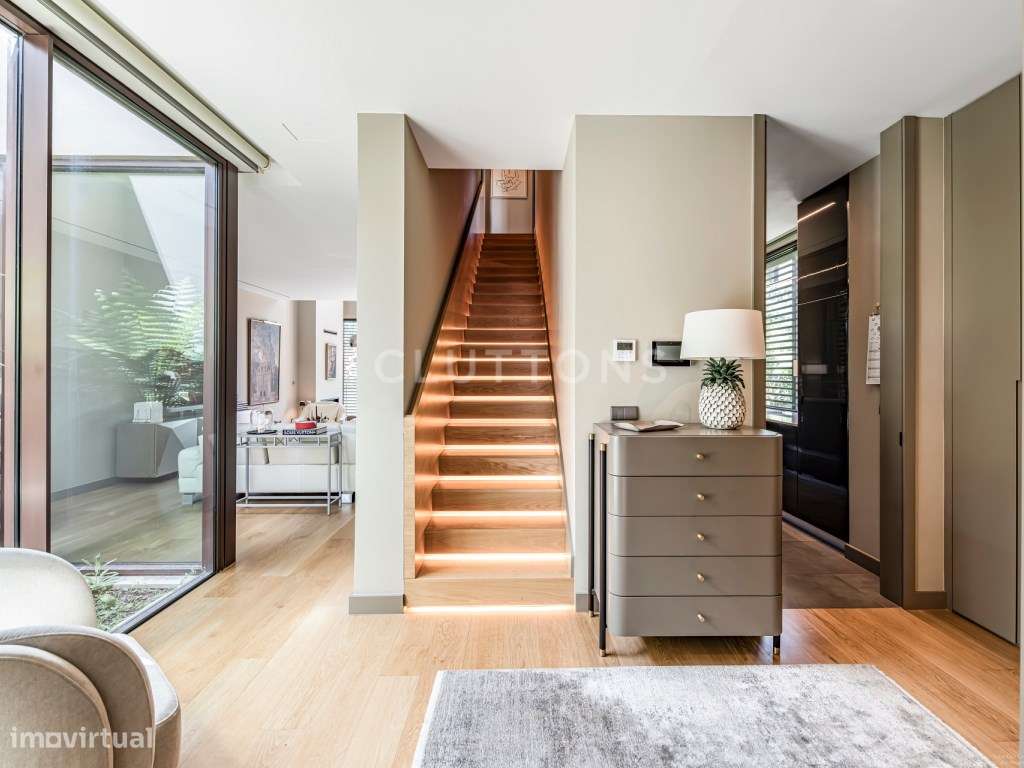 Venda Moradia T3 | Condomínio, Piscina privada e vista mar, Estoril...-26