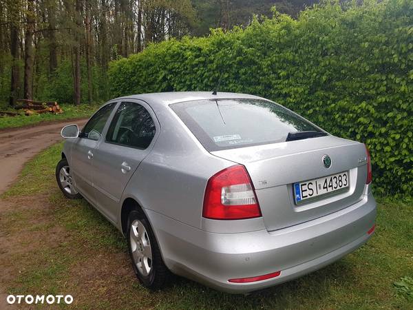 Skoda Octavia 1.4 TSI Ambiente - 8