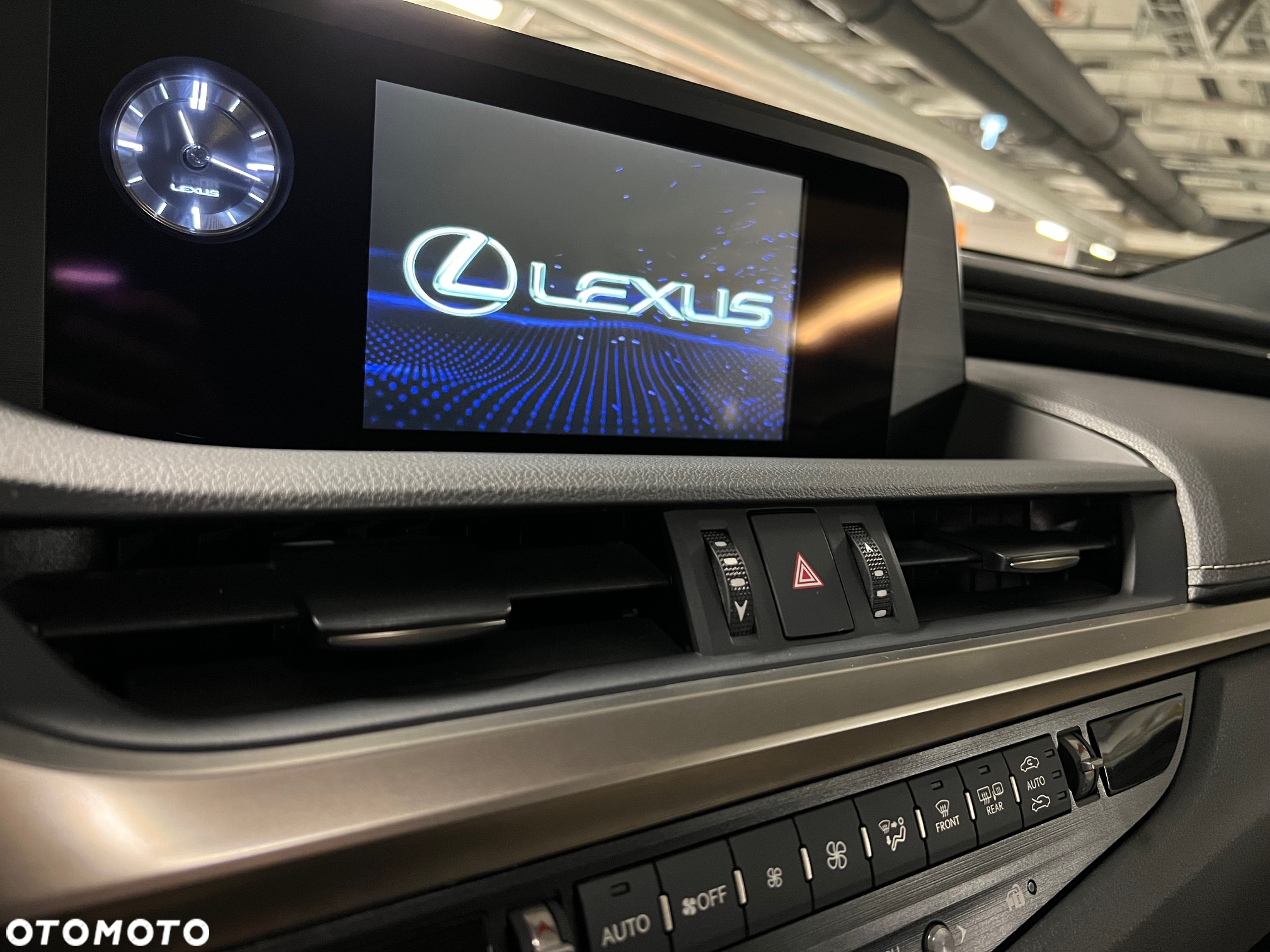 Lexus ES - 20
