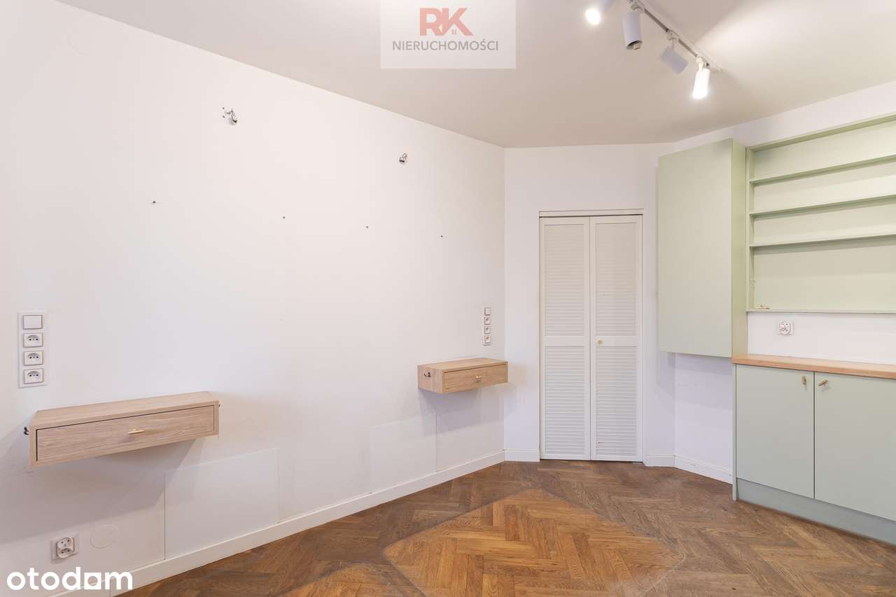 Do sprzedania mieszkanie po generalnym remoncie (2 pokoje, centrum)-10