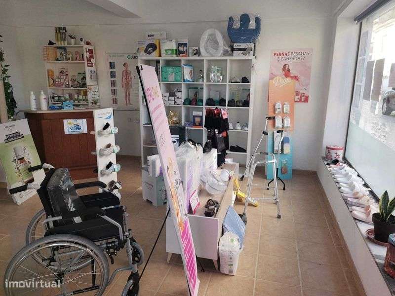Trespasse de gabinete de podologia com carteira de clientes.-0