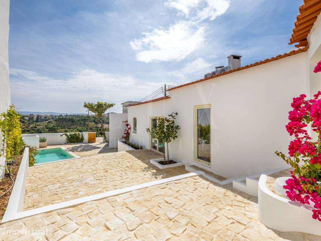 MORADIA PREMIUM COM PISCINA E TERRENO DE 5.152m2 - Grande imagem: 4/38