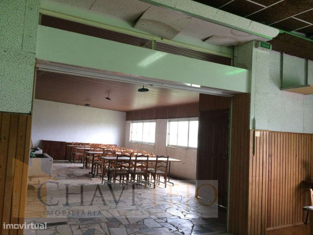 OPORTUNIDADE! Propriedade com habitação, restaurante e armazém pert... - Grande imagem: 4/40