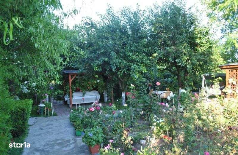 Vila/pensiune de vanzare cu iesire la lac - Imagine principală: 5/8