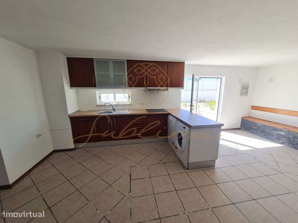 Moradia isolada V3+2 situada em Caixas, Sesimbra com Piscina-42