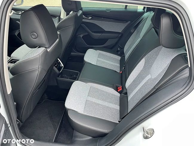 Skoda Octavia Combi Selection 1.5 TSI m-HEV 110 kW DSG, przebieg 3 tys.km