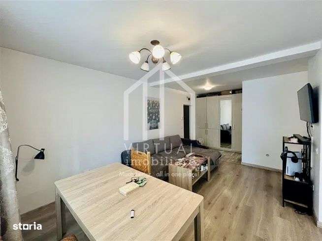 Apartament deosebit de vanzare, cu 3 camere, mobilat si utilat, - Imagine principală: 4/11