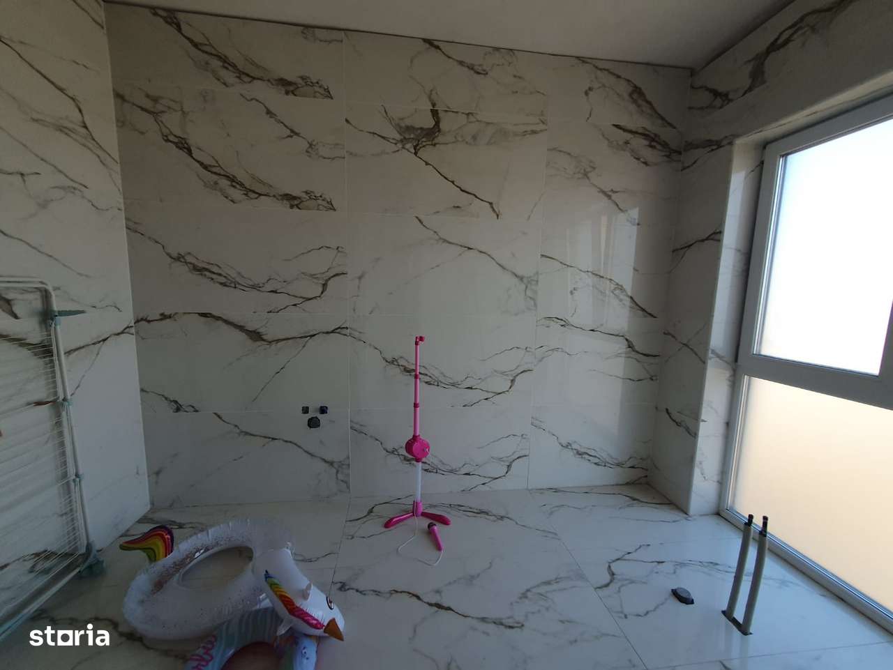 Vand casa noua in Livada-14