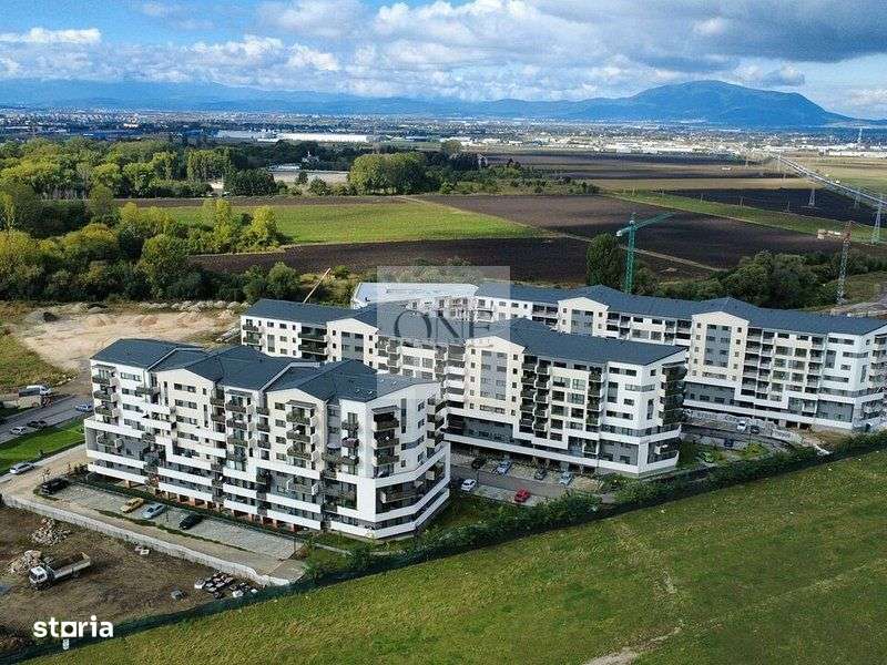 Apartament Spațios Bloc Nou-0