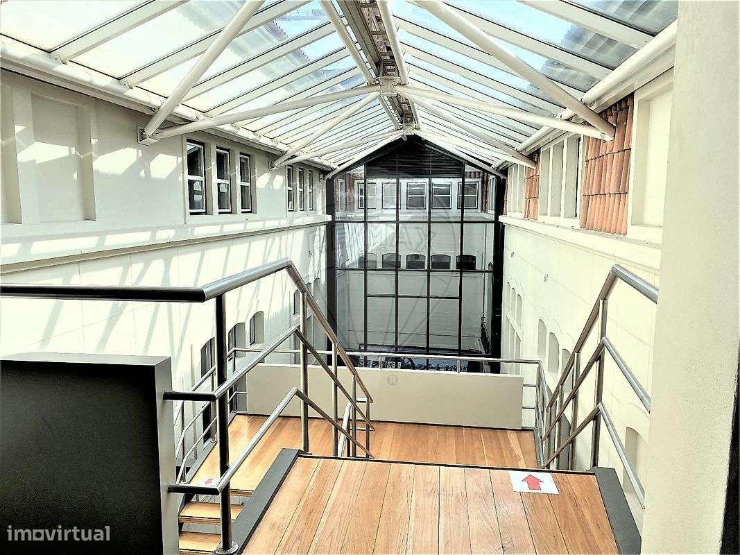 Escritório T0 para arrendamento - Grande imagem: 2/17