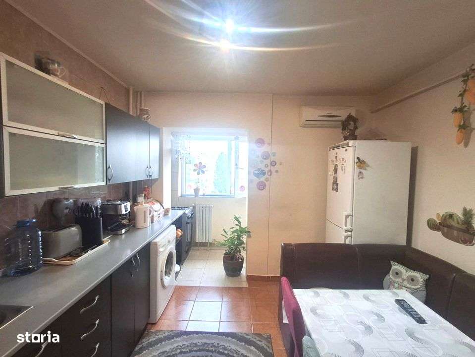 Apartament 3 Camere Spatios – Mobilat & Utilat – Craiovita - Imagine principală: 4/9