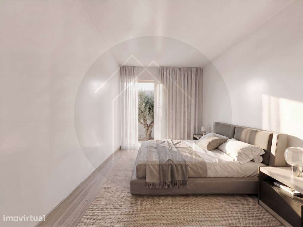Moradia T3 Térrea de Arquitetura Contemporânea com Jardim Privativo...-6