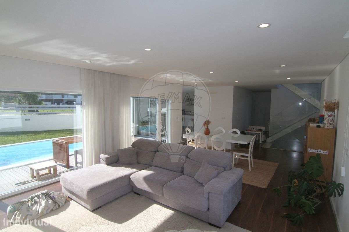 Moradia T4 para venda - Grande imagem: 4/50