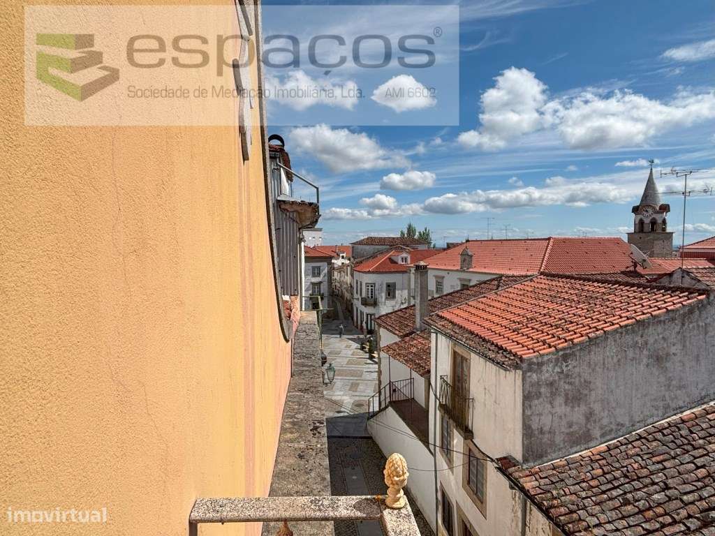 Moradia Centenária para venda em Castelo Branco - Grande imagem: 4/35