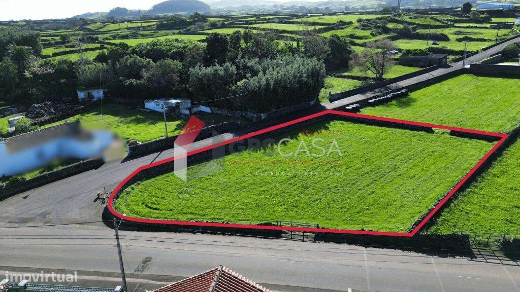 Terreno com viabilidade de construção na Vila Nova - Grande imagem: 2/13