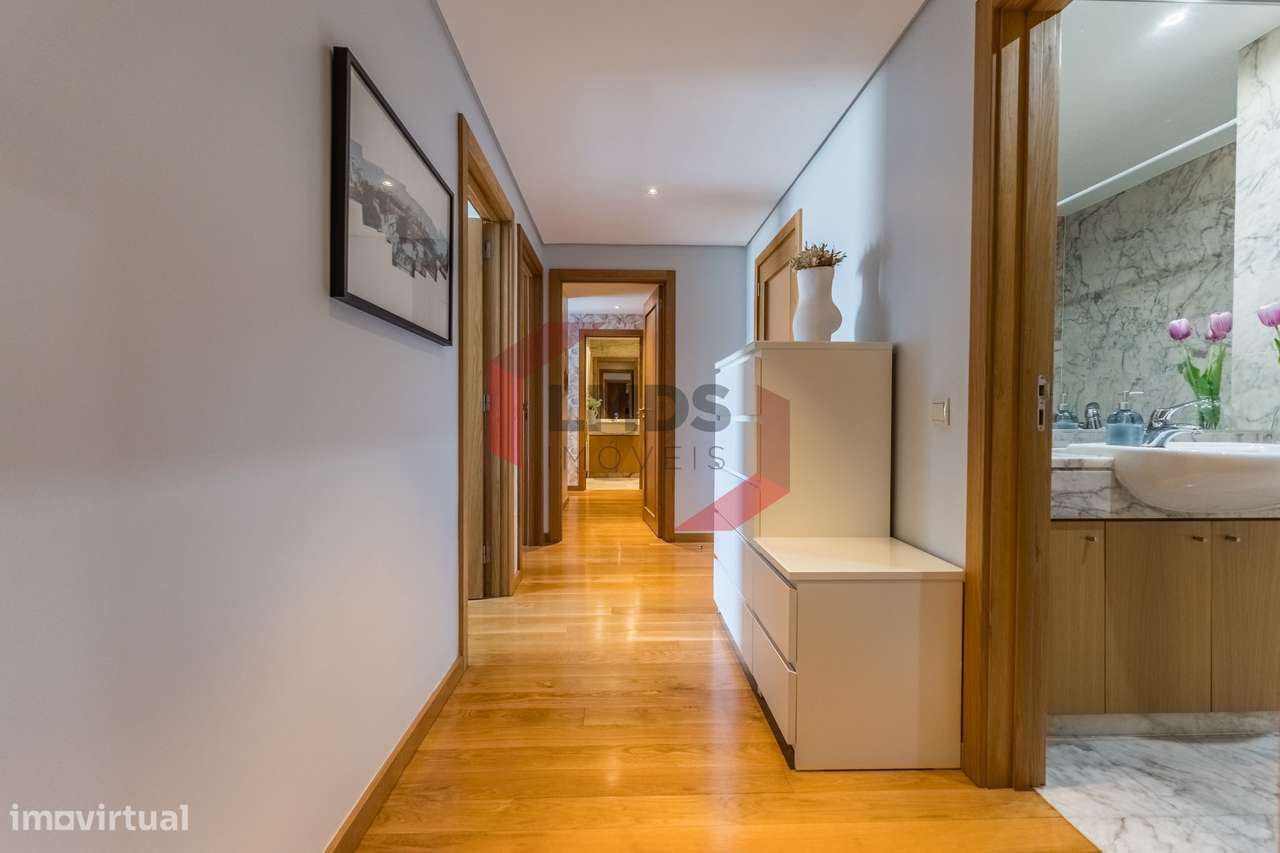 Apartamento T4 de Luxo no Coração da Maia – Avenida Visconde Barreiros-8