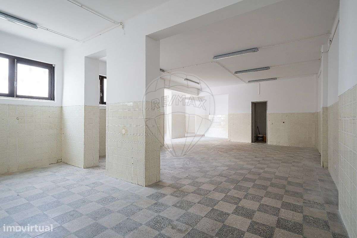 Armazém  para arrendamento - Grande imagem: 4/12