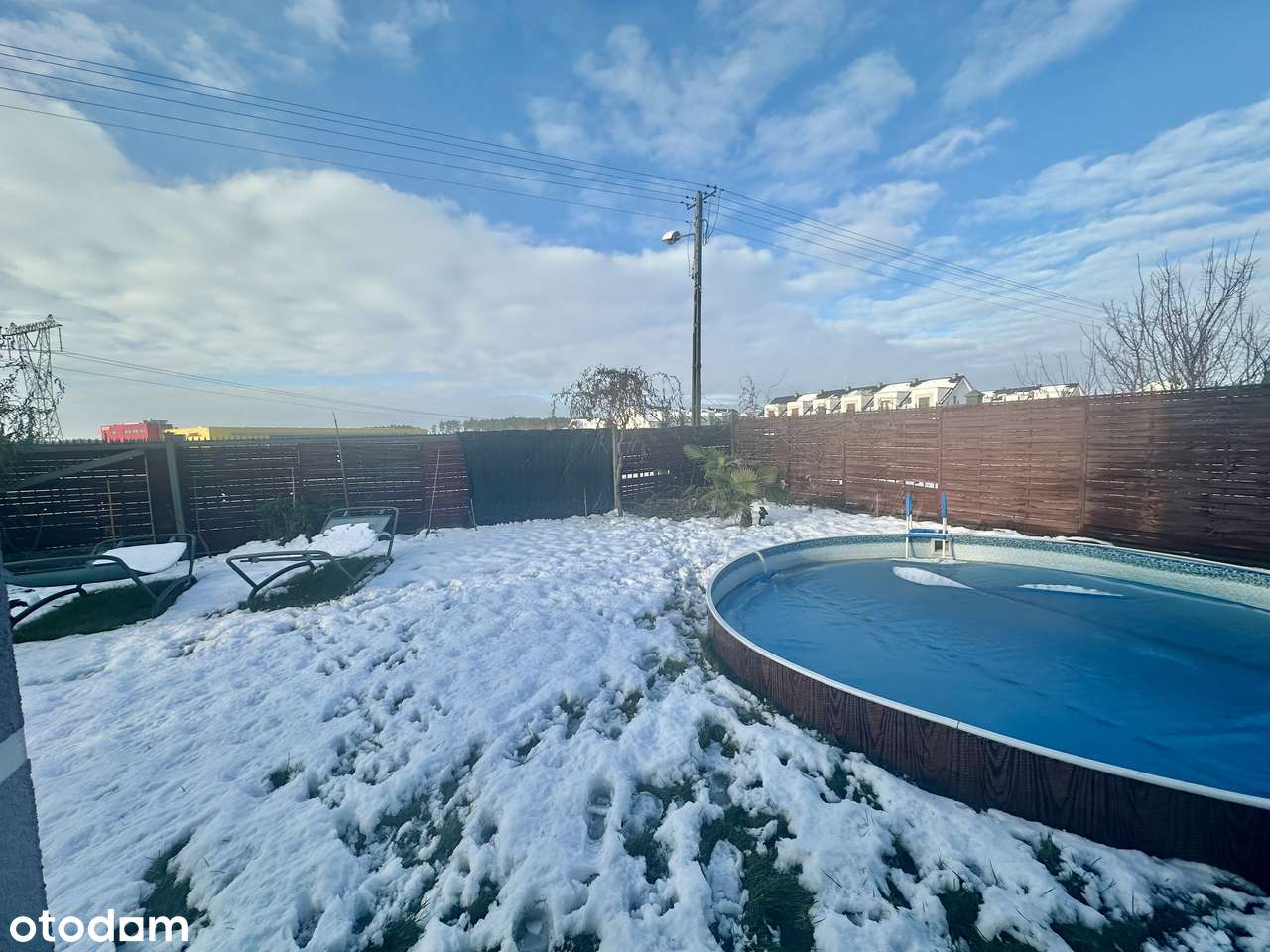 Przestronna nieruchomość w Dąbrowie przy ul. Granicznej-15