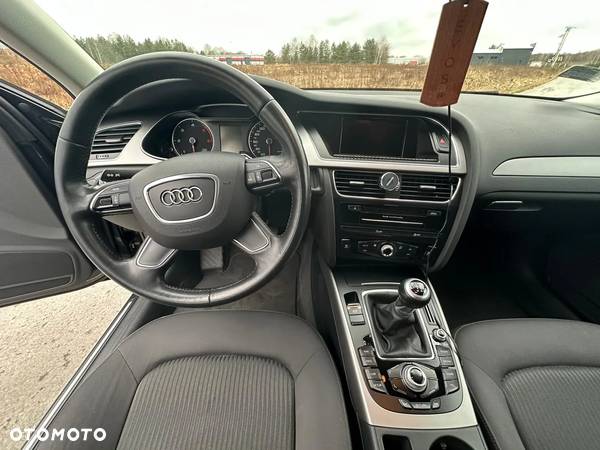 Audi A4 2.0 TDI - 32