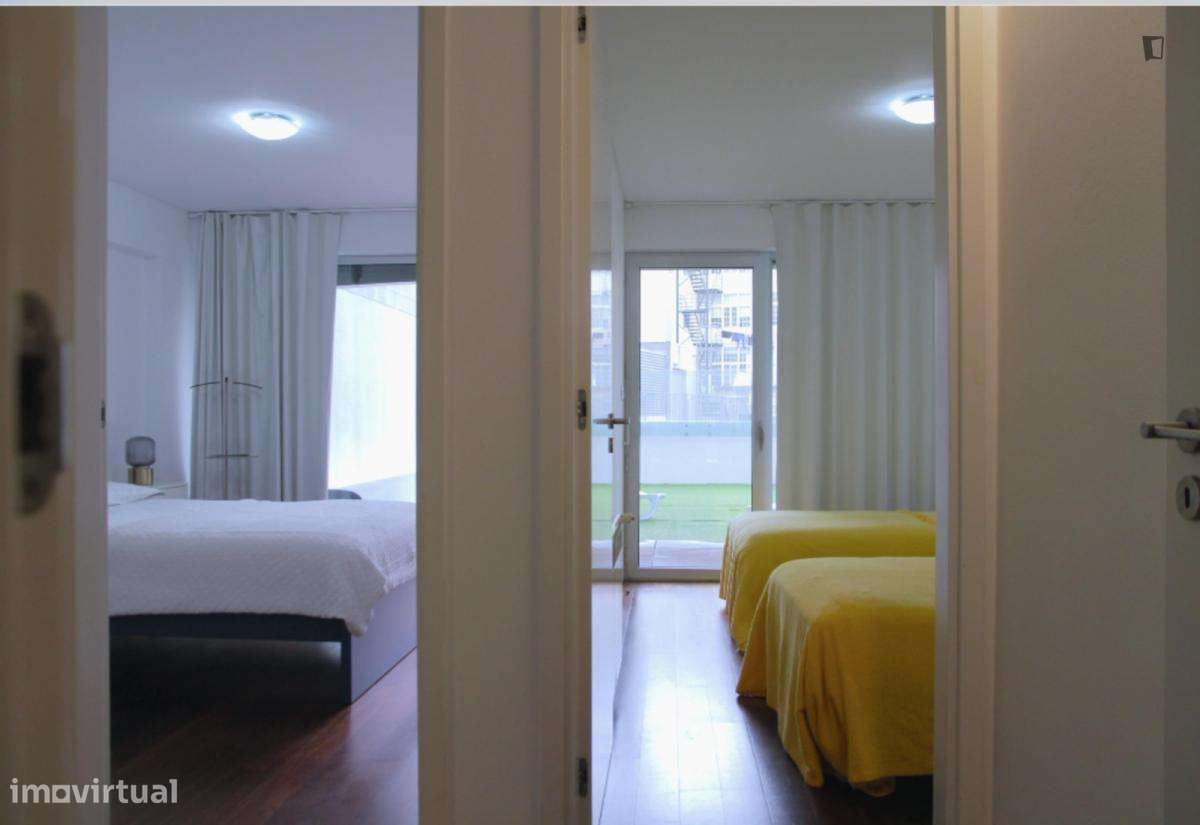 Apartamento com 2 quartos - localizado em Entrecampos Lisbon - Grande imagem: 4/8