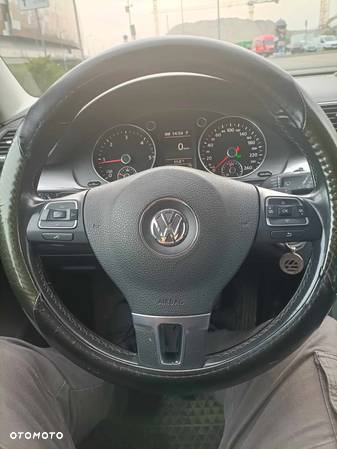 Volkswagen Passat Variant 2.0 TDI 4Motion DPF DSG Comfortline - 34