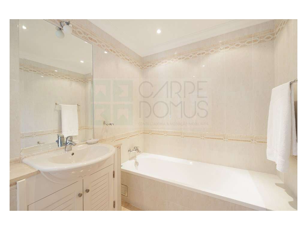 Moradia V4 inserida no campo de Golfe, Vale de Lobo, Algarve-40