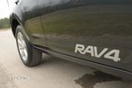 Toyota RAV4 2.2 D-4D Premium - 17