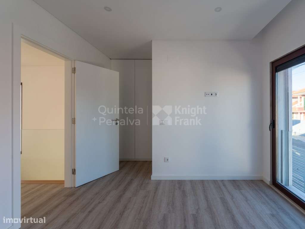 Moradia T4 com jardim, piscina e garagem em Birre-10