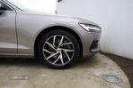 Volvo V60 2.0 T8 AWD TE Momentum Plus - 6