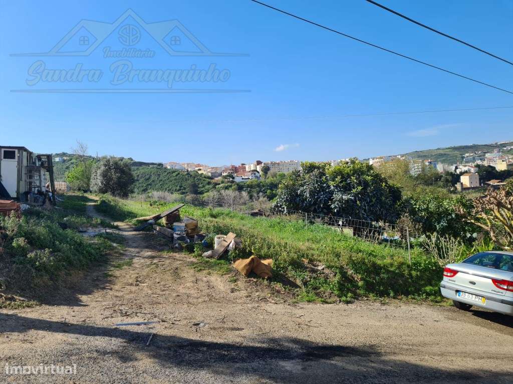 Terreno Urbanizável para 8 MORADIAS na Cidade - Grande imagem: 5/10