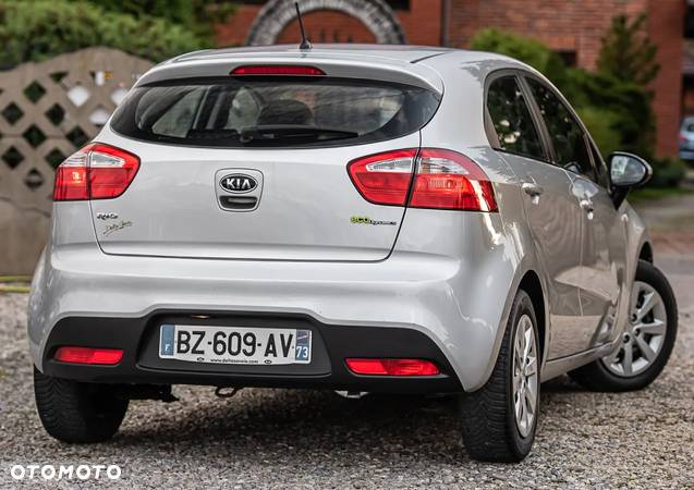 Kia Rio 1.1 crdi M - 9