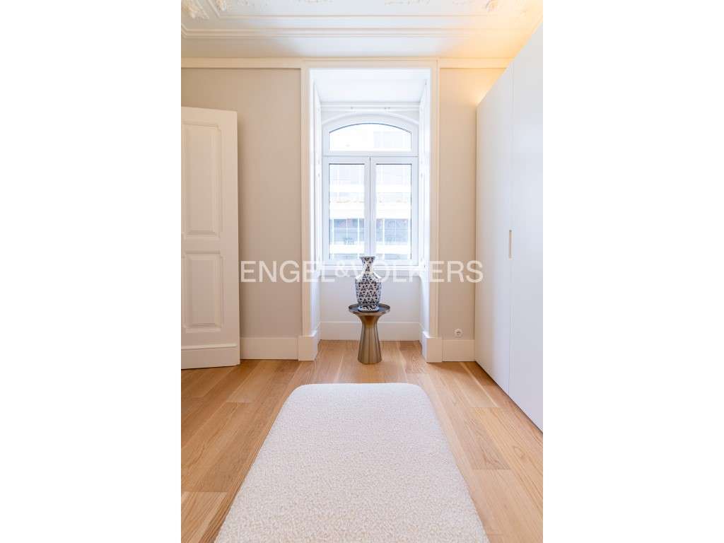 Exclusivo apartamento novo com 5 quartos (4 suites) e 4 lugares de ...-28