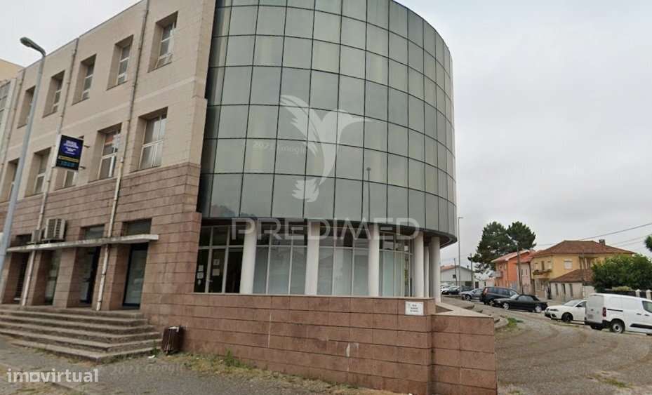 Loja com cave - Grande imagem: 2/3