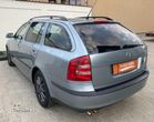 Skoda Octavia Combi 2.0 TDI Ambiente Aut - 5